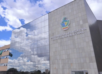 Alego fecha junho com 621 comissionados a mais do que em 2025