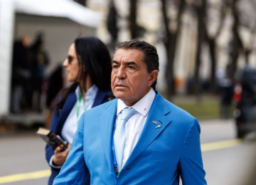 Aliado de Trump diz que mulheres brasileiras são programadas para causar problemas 