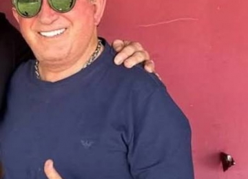 Amado Batista vira alvo de cobrança judicial por dívida de R$ 9 mil em Goiás