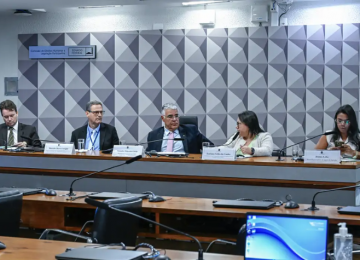 Defensores públicos alertam para impacto das bets e defendem restrição à publicidade no Brasil