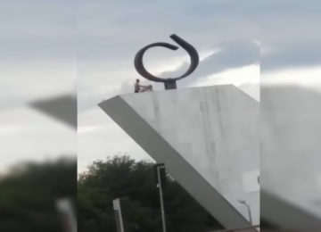 Sem medo das câmeras, casal faz sexo no alto do Panteão da Pátria, em Brasília 