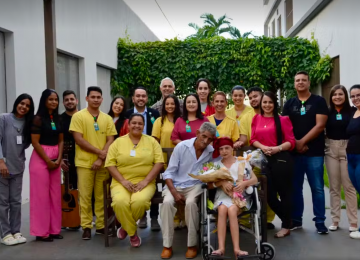 Paciente com câncer é pedida em casamento durante internação no HCN, em Uruaçu 
