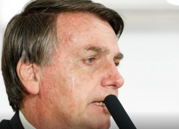 Bolsonaro é alvo de nova operação da PF e passa a usar tornozeleira eletrônica 