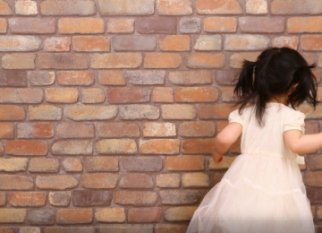 Justiça autoriza mãe a se mudar com filha autista de RS para Goiás