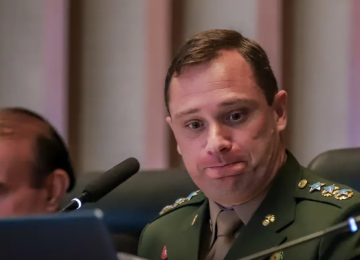 STF garante liberdade a Cid por delação premiada