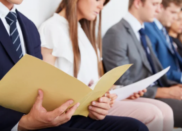 Mais de 50 vagas abertas no transporte coletivo de Goiânia com salários de até R$ 3,5 mil