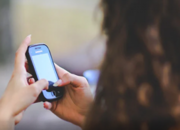 Reduzir redes sociais por uma semana diminui ansiedade e insônia em jovens, aponta estudo