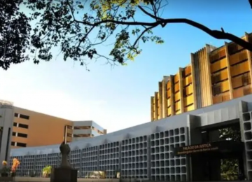 Mulher é presa por engano após erro em mandado judicial