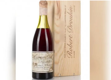 Vinho raro de 1945 é vendido por R$ 4,2 milhões em leilão