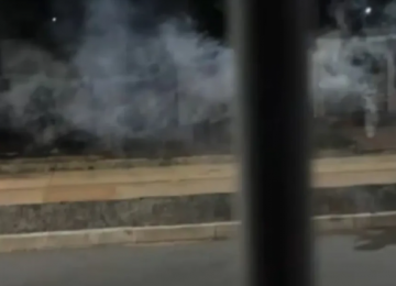 Jovens fazem guerra com fogos e um fica ferido em Goiânia