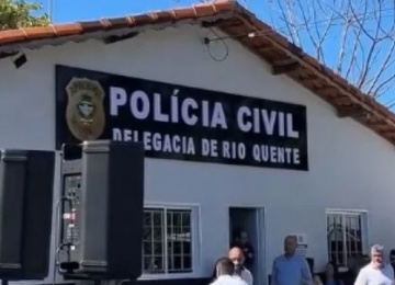 Três homens são indiciados por gravar e divulgar vídeo íntimo de mulher sem consentimento