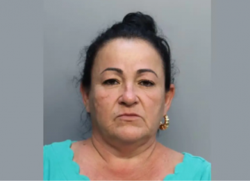 Mulher é presa após jogar balde de fezes em vizinha