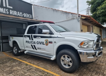 Polícia Civil prende dois suspeitos por roubo violento a idoso na zona rural de Rio Verde 