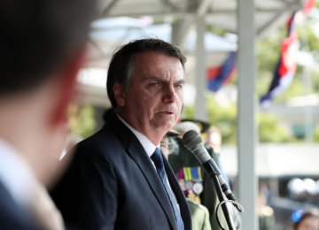Defesa de Bolsonaro nega violação de medidas e pede que STF esclareça proibição sobre entrevistas