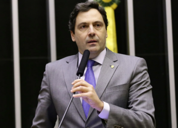 Deputado do PL diz ter recebido informações de israelenses para projeto contra a Sharia e vira alvo de denúncia na PGR