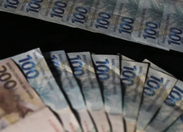 Argentina gasta milhões recebidos por engano e diz que pensou ser 