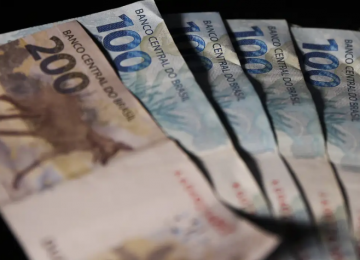 Prazo para pagamento da segunda parcela do 13º salário termina nesta sexta-feira