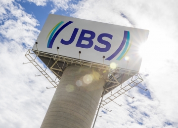 JBS abre 220 vagas de emprego em cinco cidades de Goiás