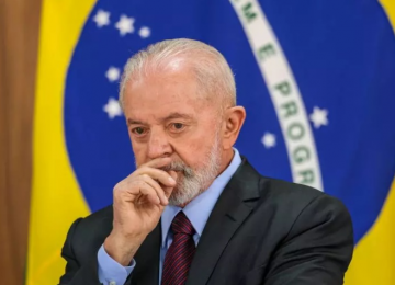 Governo Lula é desaprovado por 56,7%, diz Paraná Pesquisas