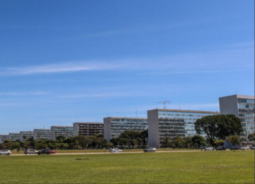 Salário mínimo pode chegar a R$ 1.741 em 2027, prevê proposta do governo