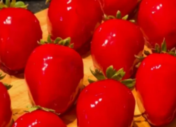 Morango do amor viraliza nas redes e vira o novo queridinho das docerias; aprenda a receita