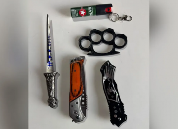 Operação impede possível ataque a escolas e apreende materiais com simbologia nazista em Santa Catarina