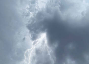 Goiás entra em alerta para risco de tempestades com chuva intensa e ventos fortes nesta segunda-feira