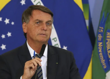 STF forma maioria e mantém prisão preventiva de Bolsonaro