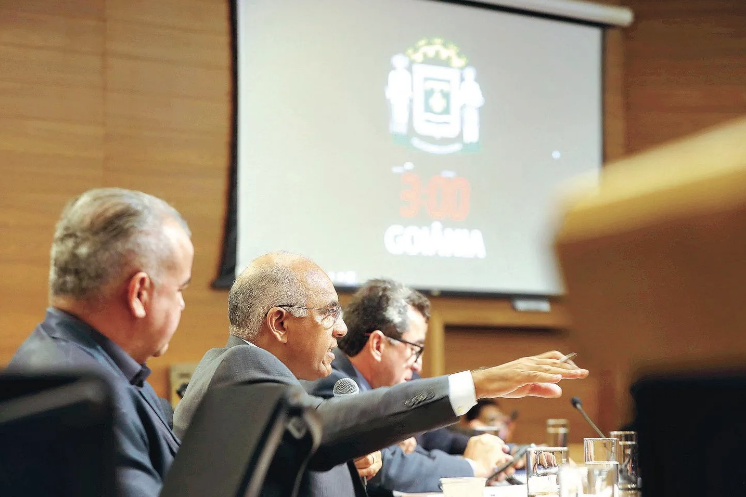 VEREADORES COBRAM PREFEITO ROGÉRIO CRUZ SOBRE LIBERAÇÃO DE EMENDAS IMPOSITIVAS