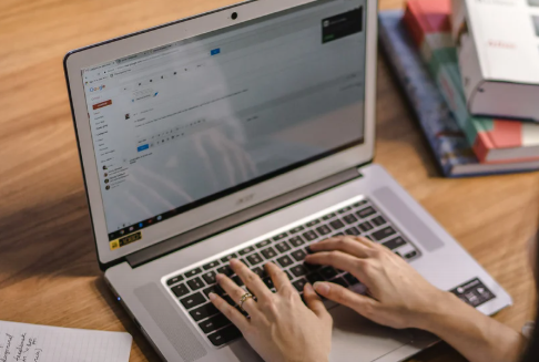 Goiás abre 475 vagas em cursos gratuitos para mulheres em situação de vulnerabilidade 