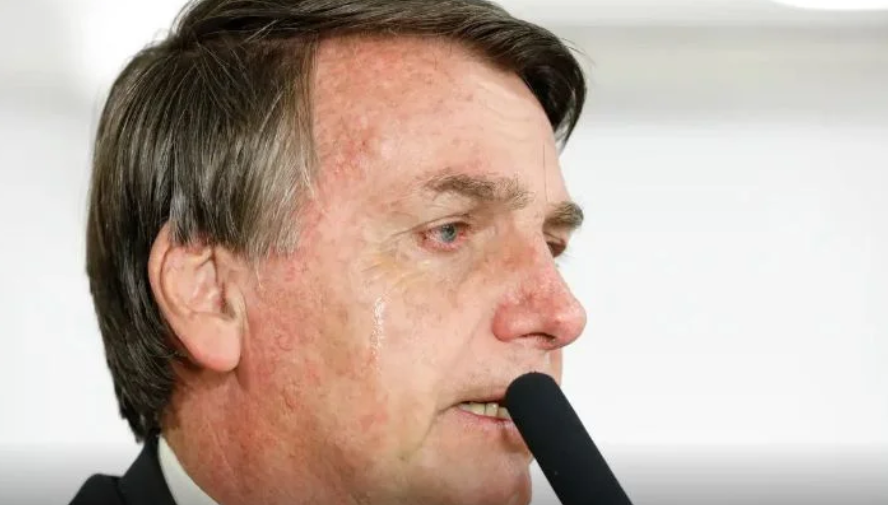 STF fixa pena de 27 anos e 3 meses para Bolsonaro por golpe de Estado