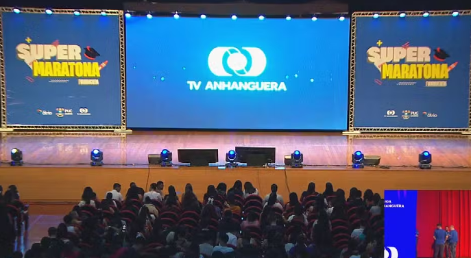 Super Maratona ENEM 2025 oferece dois dias de revisão gratuita para estudantes