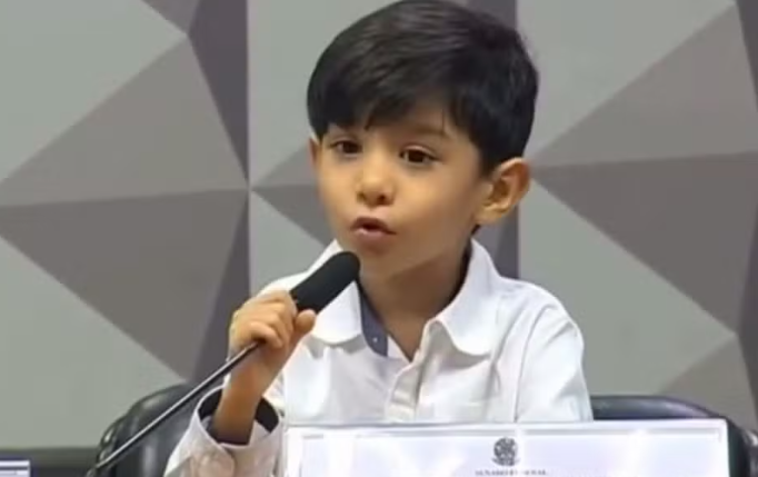 Minimédico goiano de 6 anos fala no Senado sobre como as redes sociais ajudam na prevenção de doenças