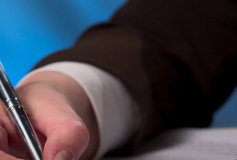 Prefeitura de Aragarças abre concurso com 405 vagas para todos os níveis de escolaridade