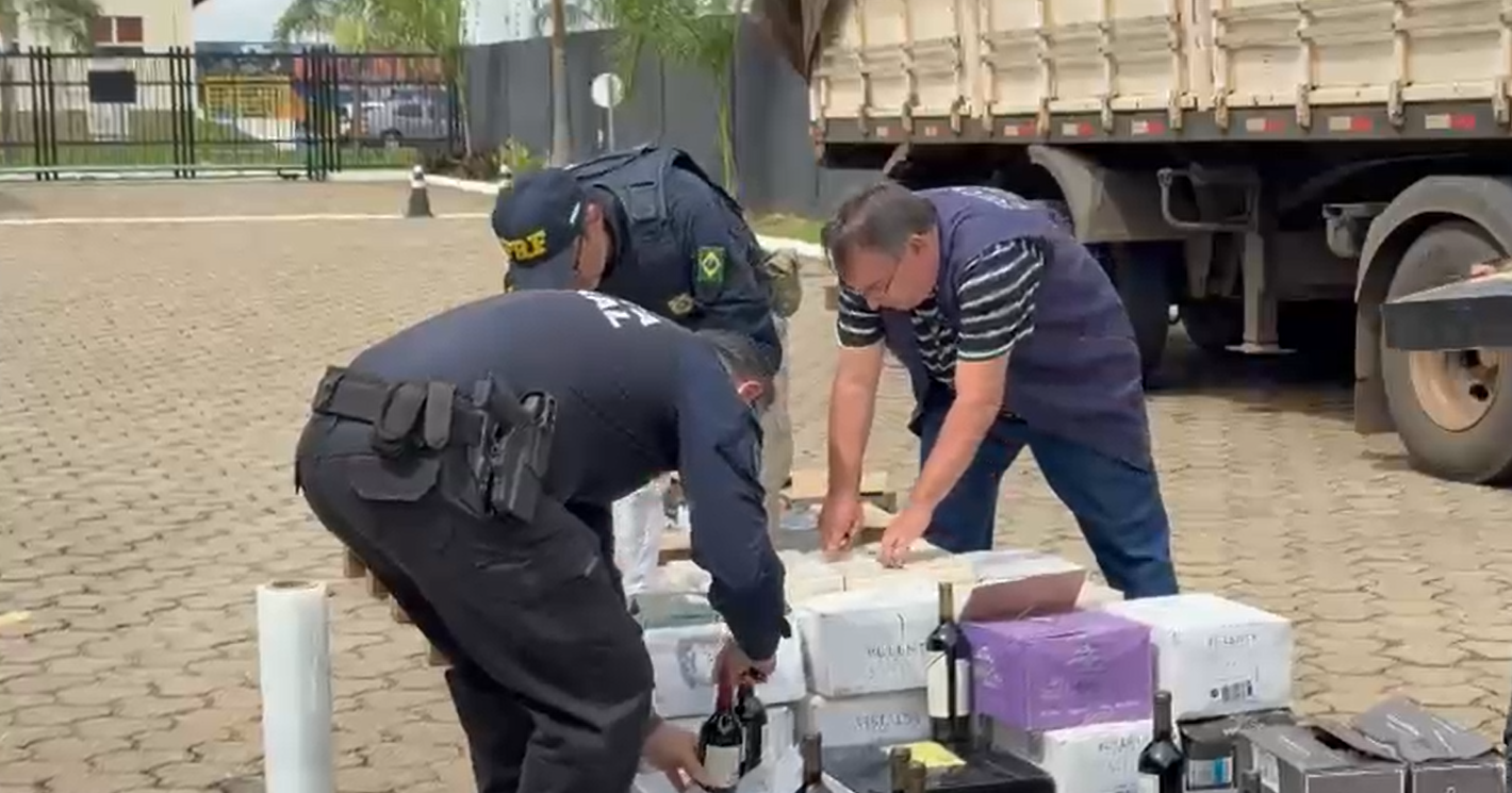 PRF realiza maior apreensão de vinhos do ano em Goiás