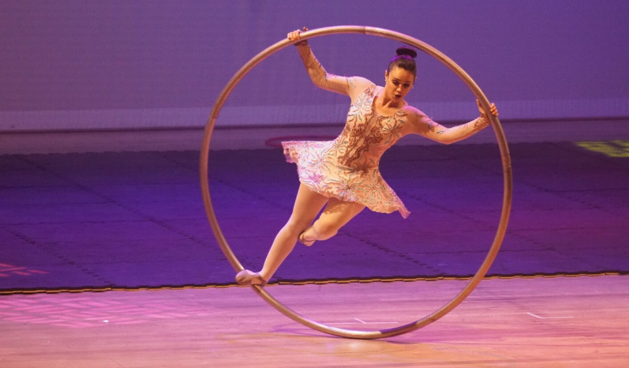 Basileu França encerra temporada com espetáculos de circo para crianças