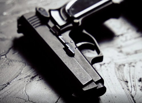 Adolescente de 14 anos morre em suposta roleta-russa em Catalão