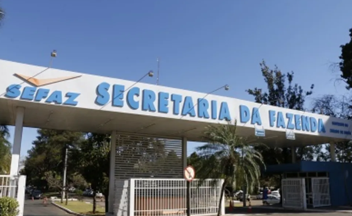 Concurso Sefaz GO abre 75 vagas para auditor fiscal com salário de até R$ 32 mil