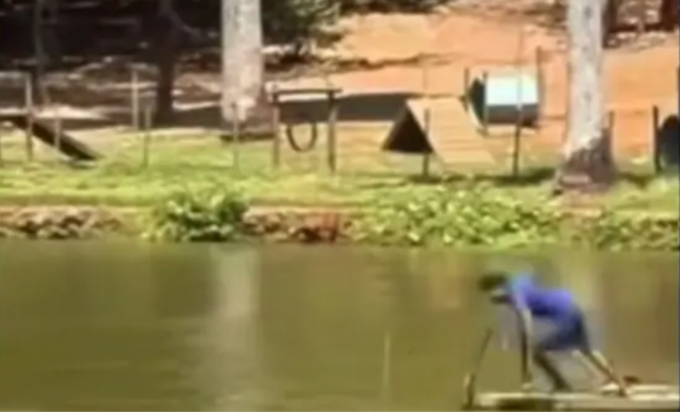 Homem é detido após tomar banho em lago de Goiânia
