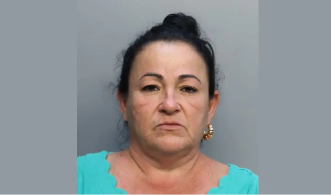 Mulher é presa após jogar balde de fezes em vizinha