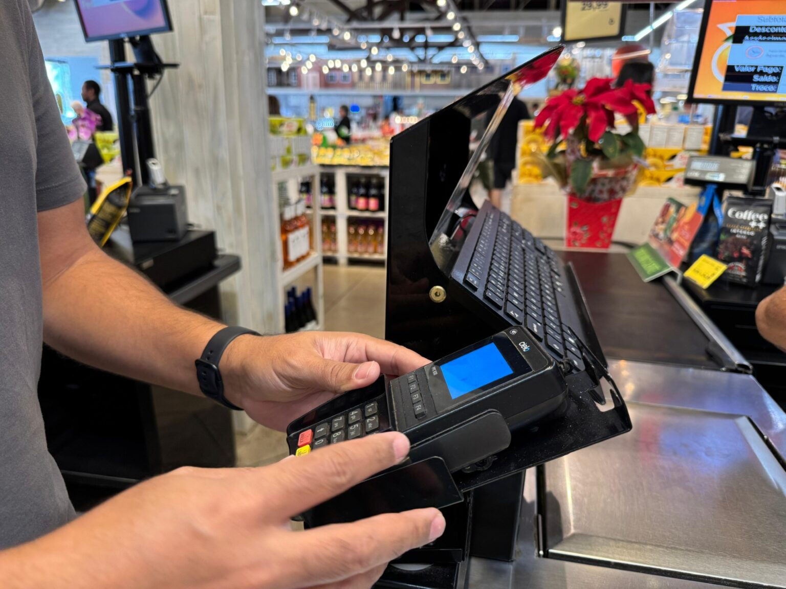 Nota Fiscal Goiana sorteia R$ 1,7 milhão em prêmios em edição especial de fim de ano