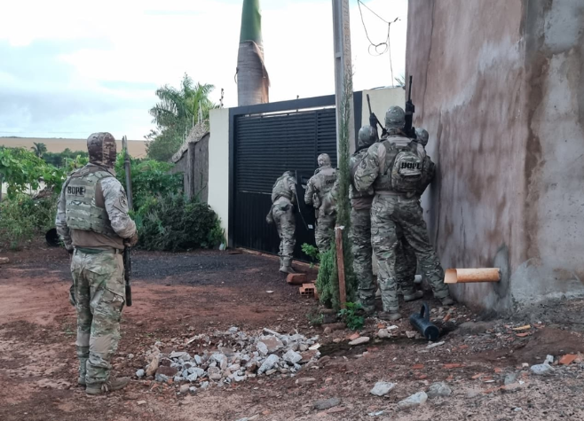 MPGO e Gaeco cumprem mandados de prisão na quarta fase da Operação Regra Três em Rio Verde