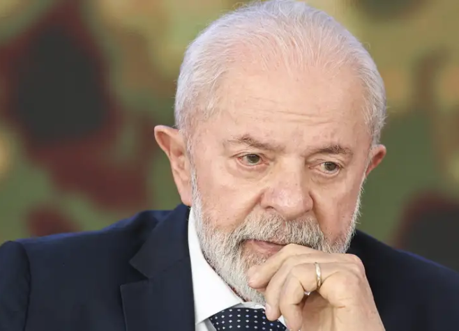 REPROVAÇÃO AO GOVERNO LULA ATINGE 56% E BATE RECORDE NEGATIVO, MOSTRA GENIAL/QUAEST