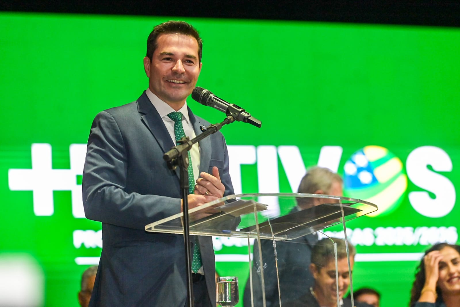 OAB-GO celebra programa do Governo de Goiás que quita débitos com a advocacia dativa e reajusta UHDs em 22% 