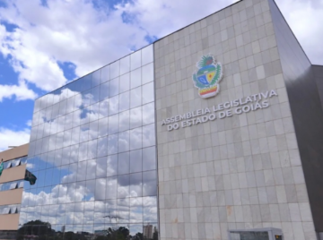 Alego fecha junho com 621 comissionados a mais do que em 2025