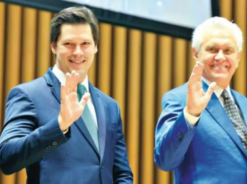 Caiado anuncia pré-candidatura e Vilela assume Goiás