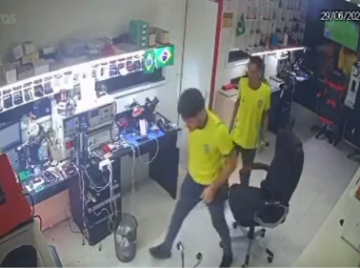Celular explode durante conserto e técnico fica ferido em Aparecida de Goiânia