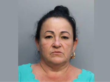 Mulher é presa após jogar balde de fezes em vizinha