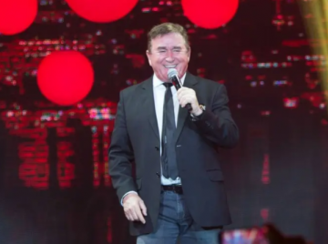 Amado Batista faz show gratuito em Goiânia nesta sexta-feira