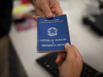 Votação de parecer sobre fim da escala 6x1 fica para 22 de abril na CCJ